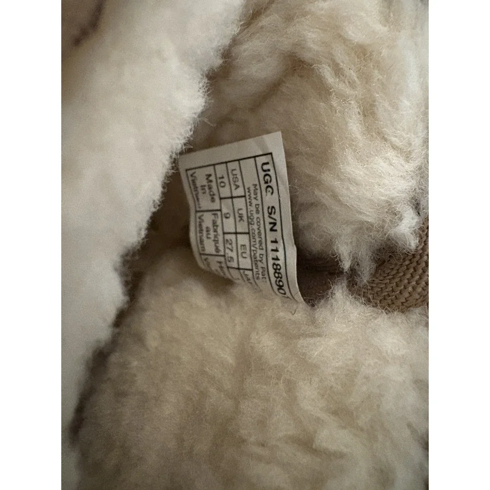 NEW UGG  Jona  Suede Shearling TAN SIZE 10 Kid Shoe.  118890T . No Box.